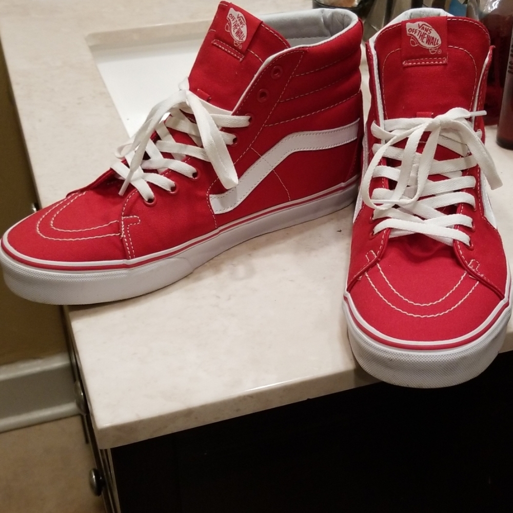 Van's Red Men Size 11